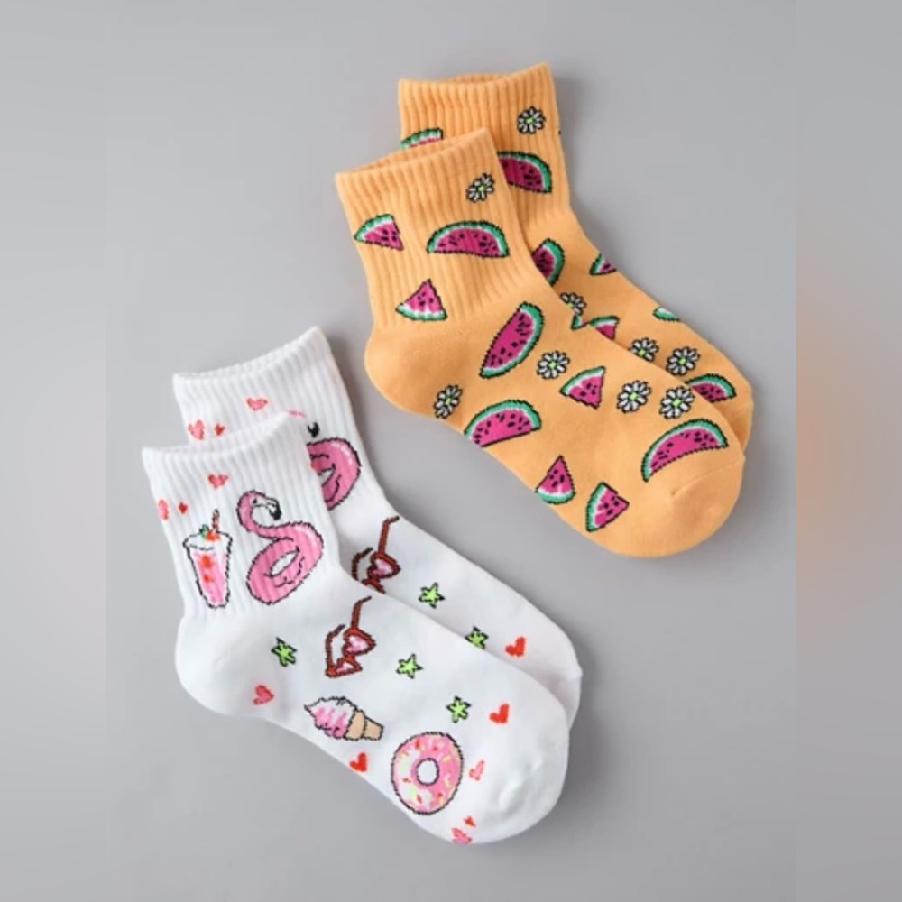 NWT!! American Eagle 2 - Pack Boyfriend Socks